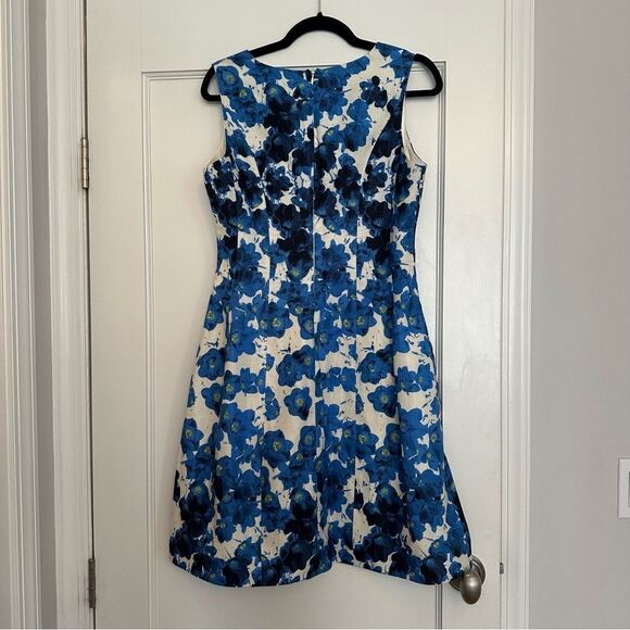 Prabal Gurung Blue and White Floral Sleeveless Dress - Size Medium. A-Line dress - Picture 10 of 10
